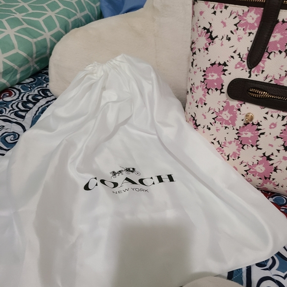 Coach tote - Picture 4 of 5